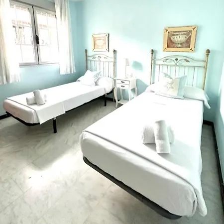 Claudio Marcelo, 1 شقة *