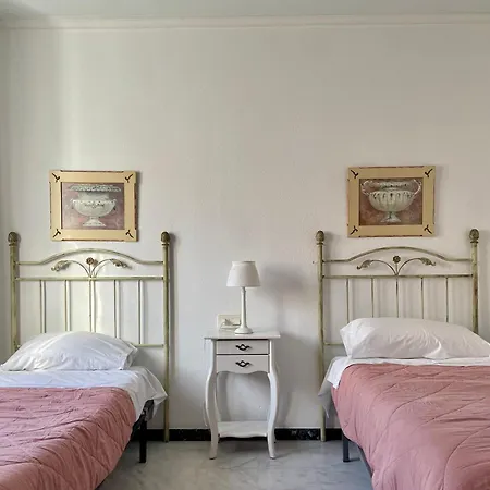 Claudio Marcelo, 1 Apartman *